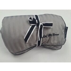 UNITED Business First Class SAKS FIFTH AVENUE Gray Striped Duvet Blanket Luxury